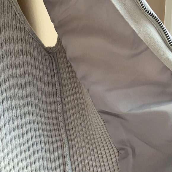 JONES New York Faux Fur Collar Vest NWOT - Picture 7 of 7